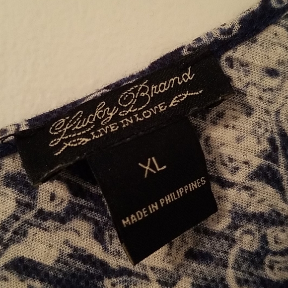 Top - Picture 3 of 3